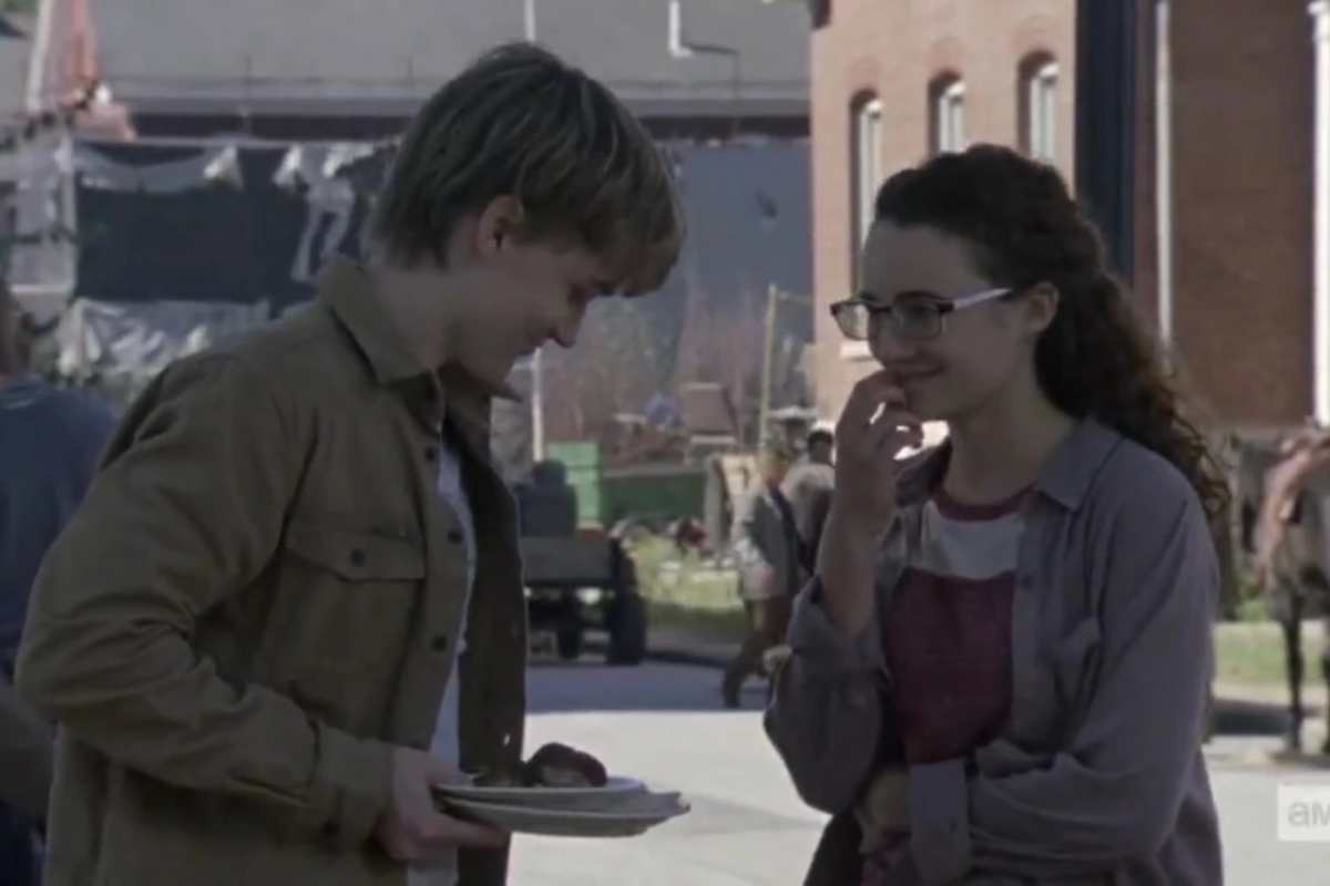 Kelley Mack in una scena di The Walking Dead