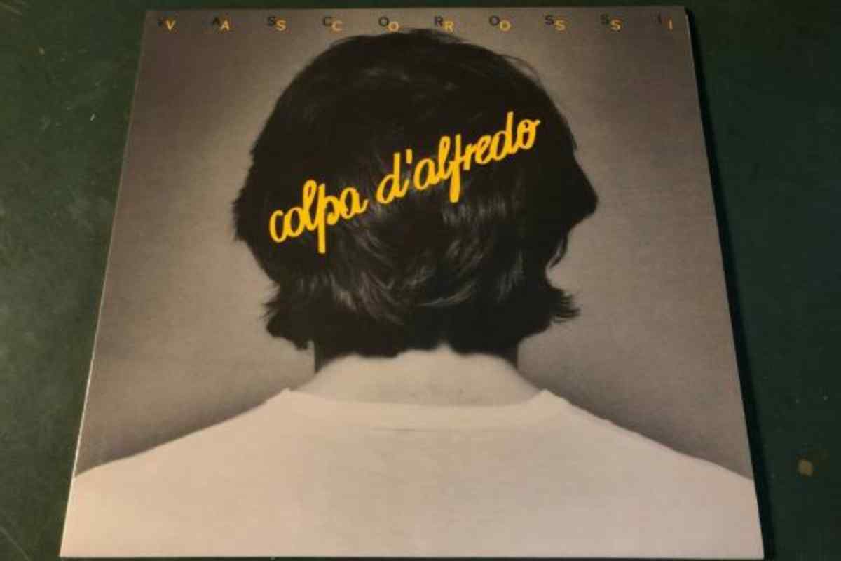 la prima copertina di Colpa d'Alfredo