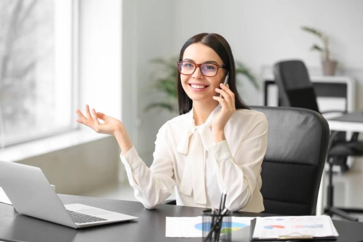 Donna in ufficio