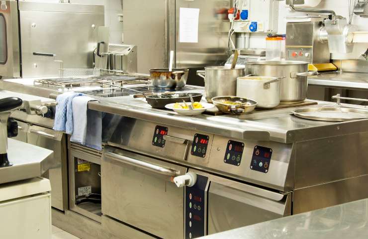 Le cucine di un ristorante