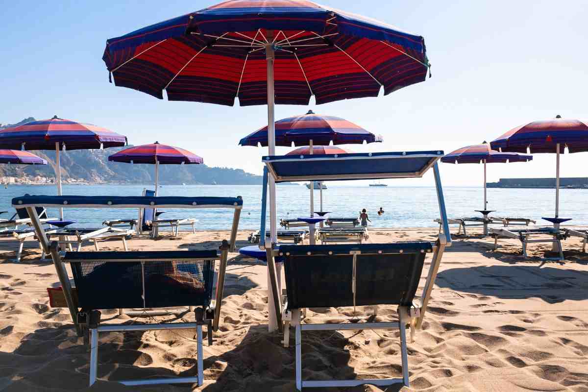 Stabilimento balneare vuoto