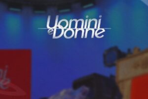 Uomini e Donne logo