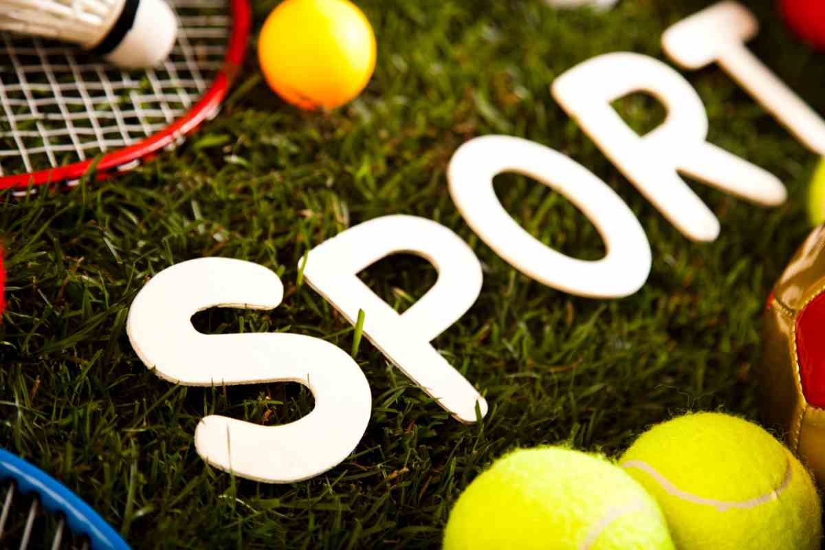 scritta sport e articoli sportivi