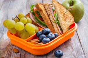 pausa pranzo salutare cosa mangiare